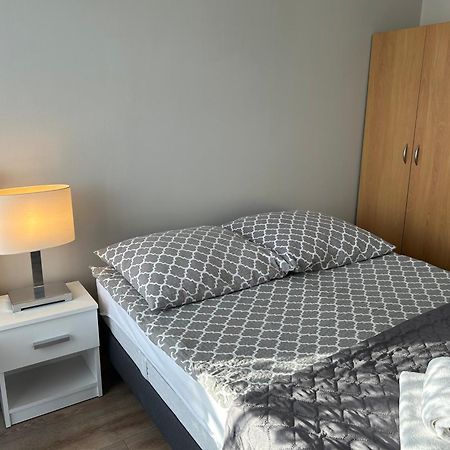 Dw Roza Wiatrow Appartement Dębki Buitenkant foto